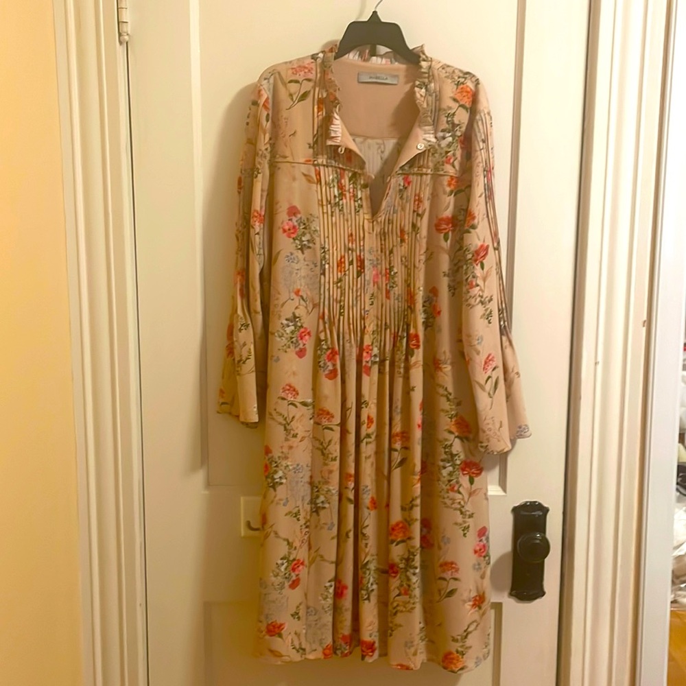NWOT Marella dress. Slip underneath comes w dress. Never worn. Size 12.